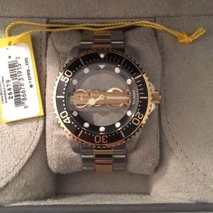 INVICTA Skeletal Face